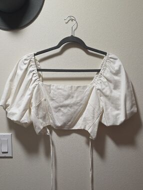 mahina Cream Puff-Sleeve Cropped Blouse with Square Neck